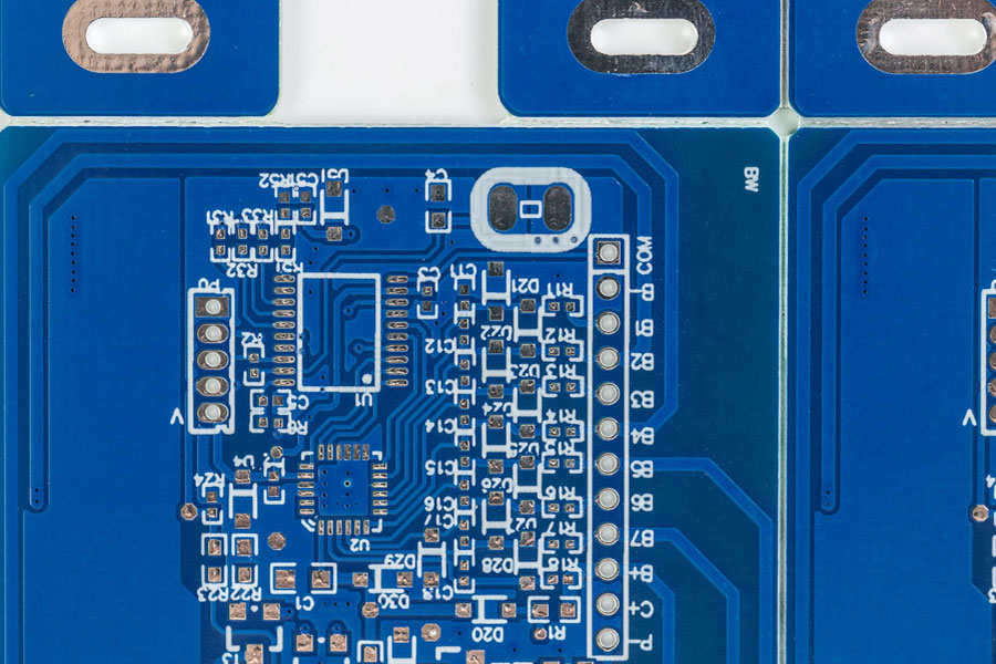 蓝色pcb电路板